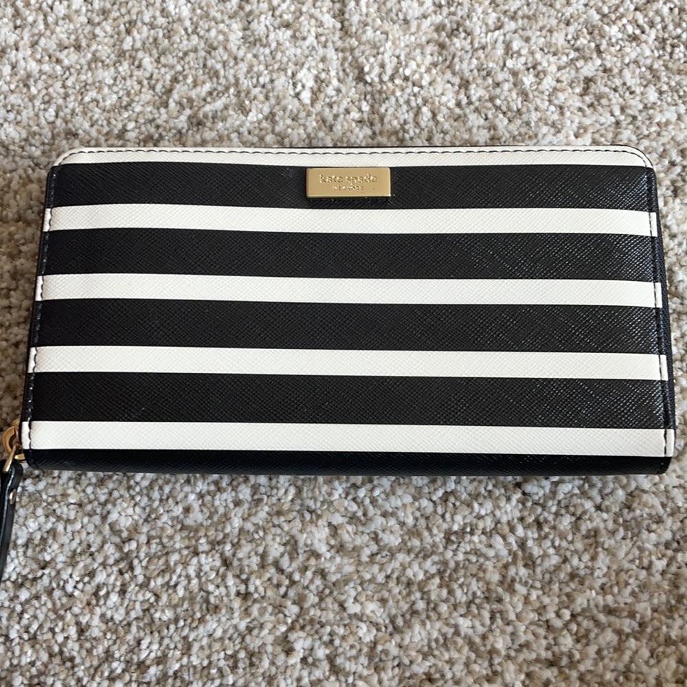 Kate Spade striped wallet